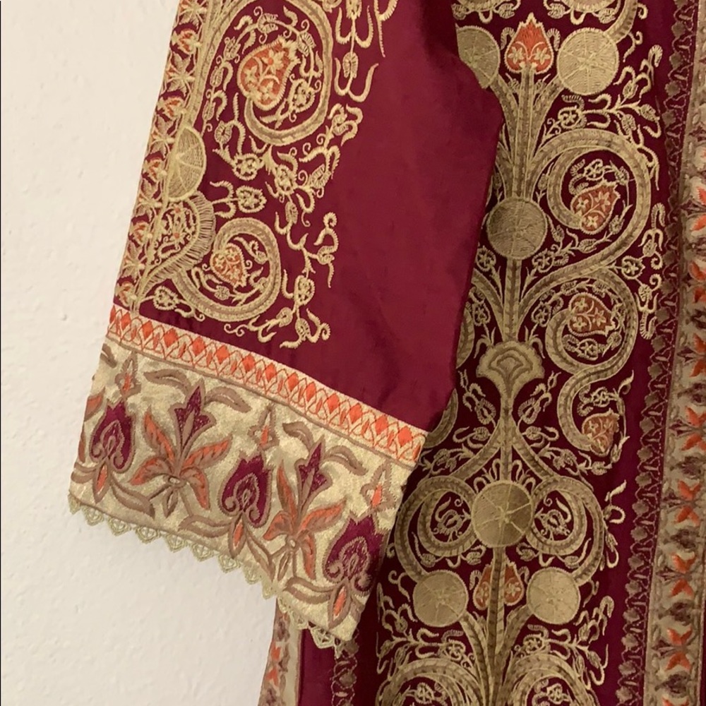 Pakistani Embroidered Kurta - Picture 3 of 6